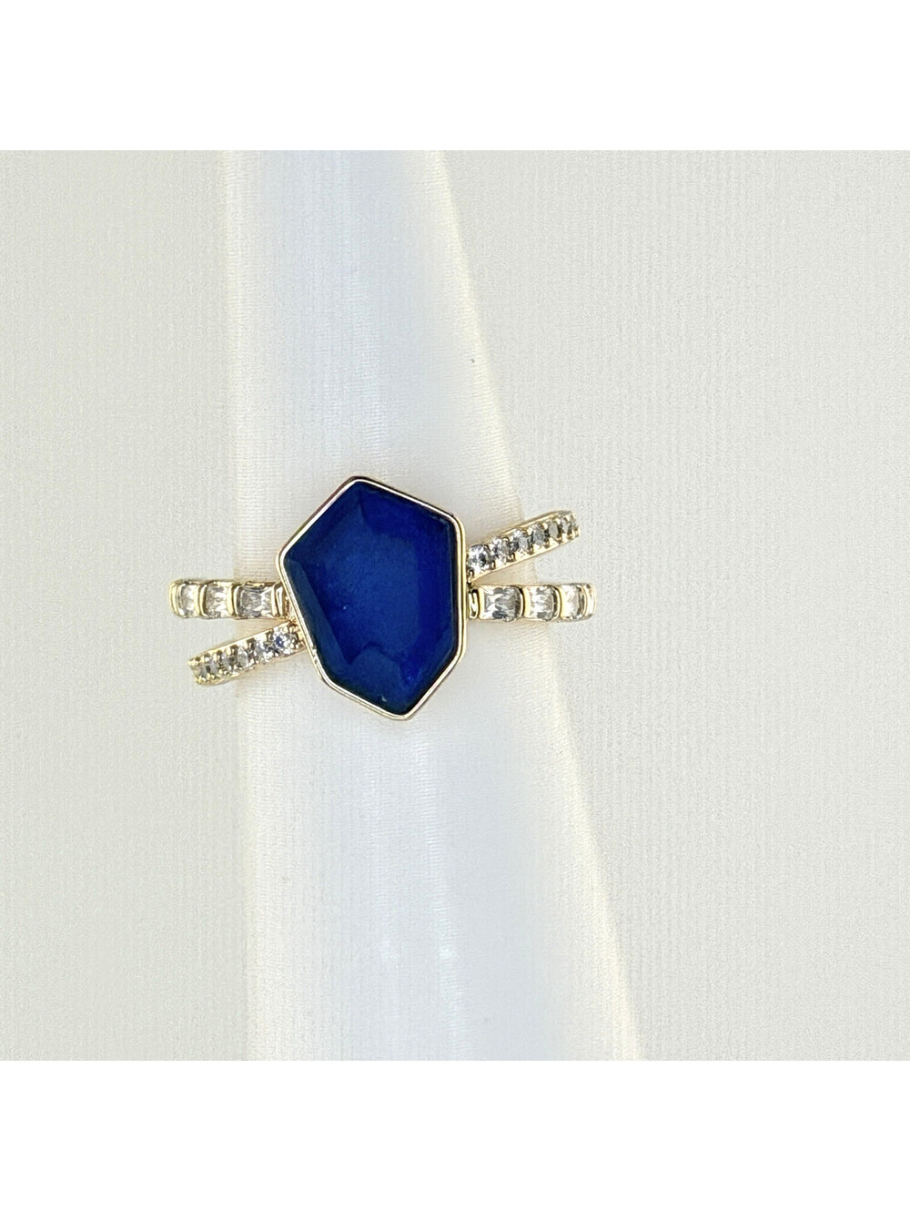 Bomb Party Ring Sz 5 "The Kite That Shines" Twilight Sapphire on Yellow Gold